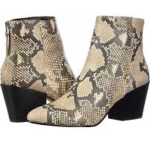 Dolce vita snake Coltyn boots